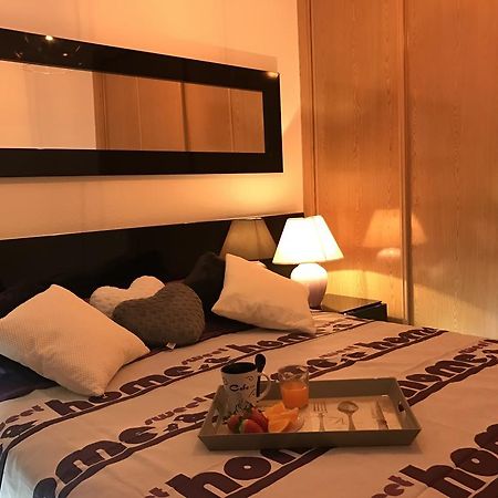 Apartment In Sol Madrid Buitenkant foto