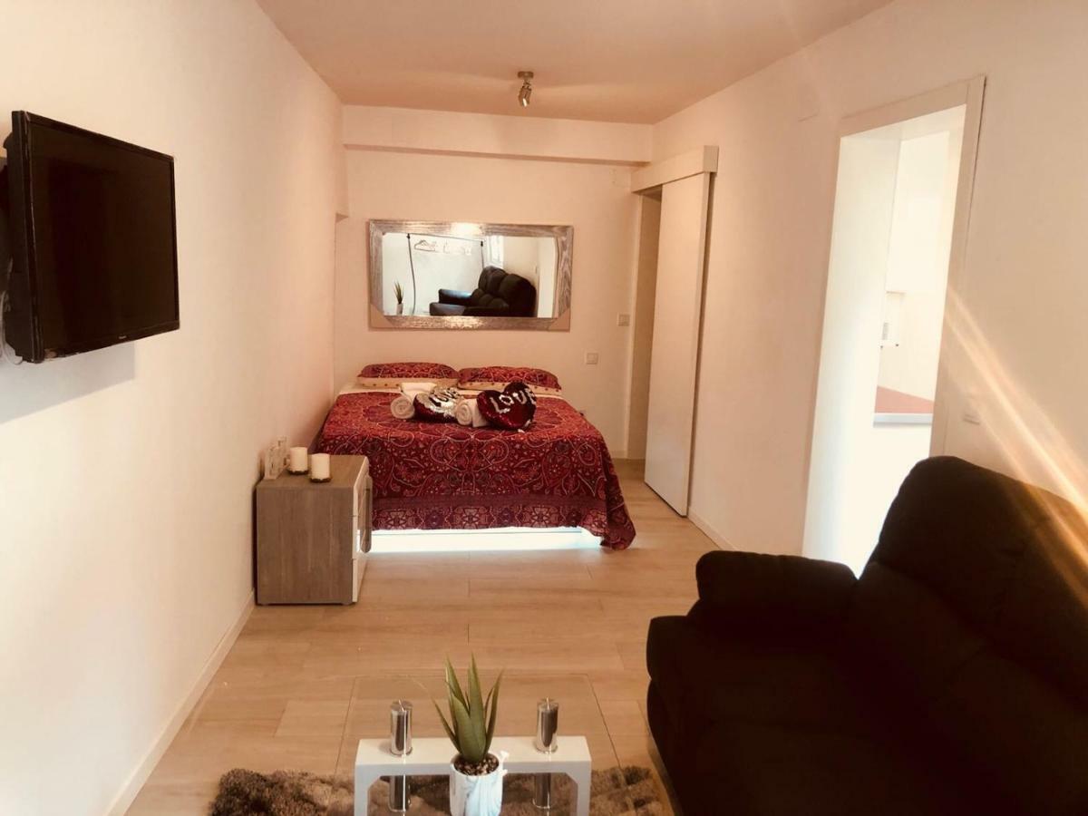 Apartment In Sol Madrid Buitenkant foto